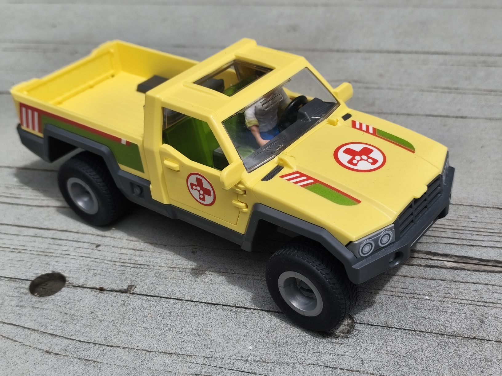 Schleich Giocattoli: Schleich Tierarzt-Auto – Usato da Ammerzwil BE venduto da Consuelo01 1