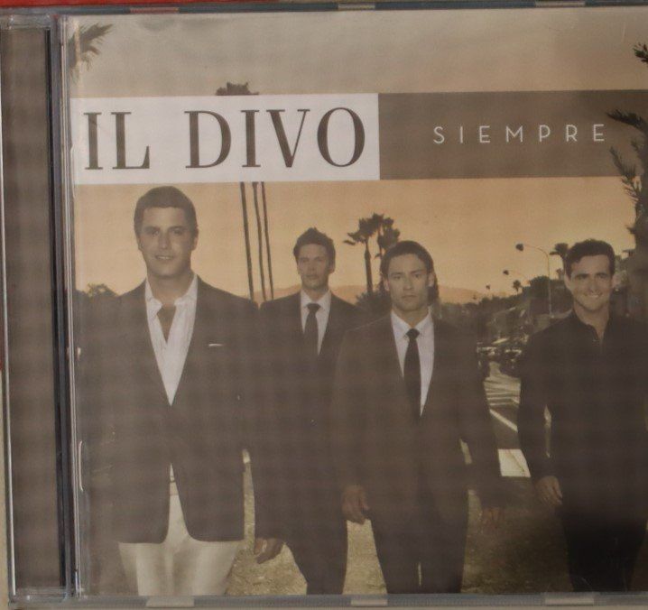 CDs: Il Divo – Siempre – D'occasion à Luzern par CONTENTI