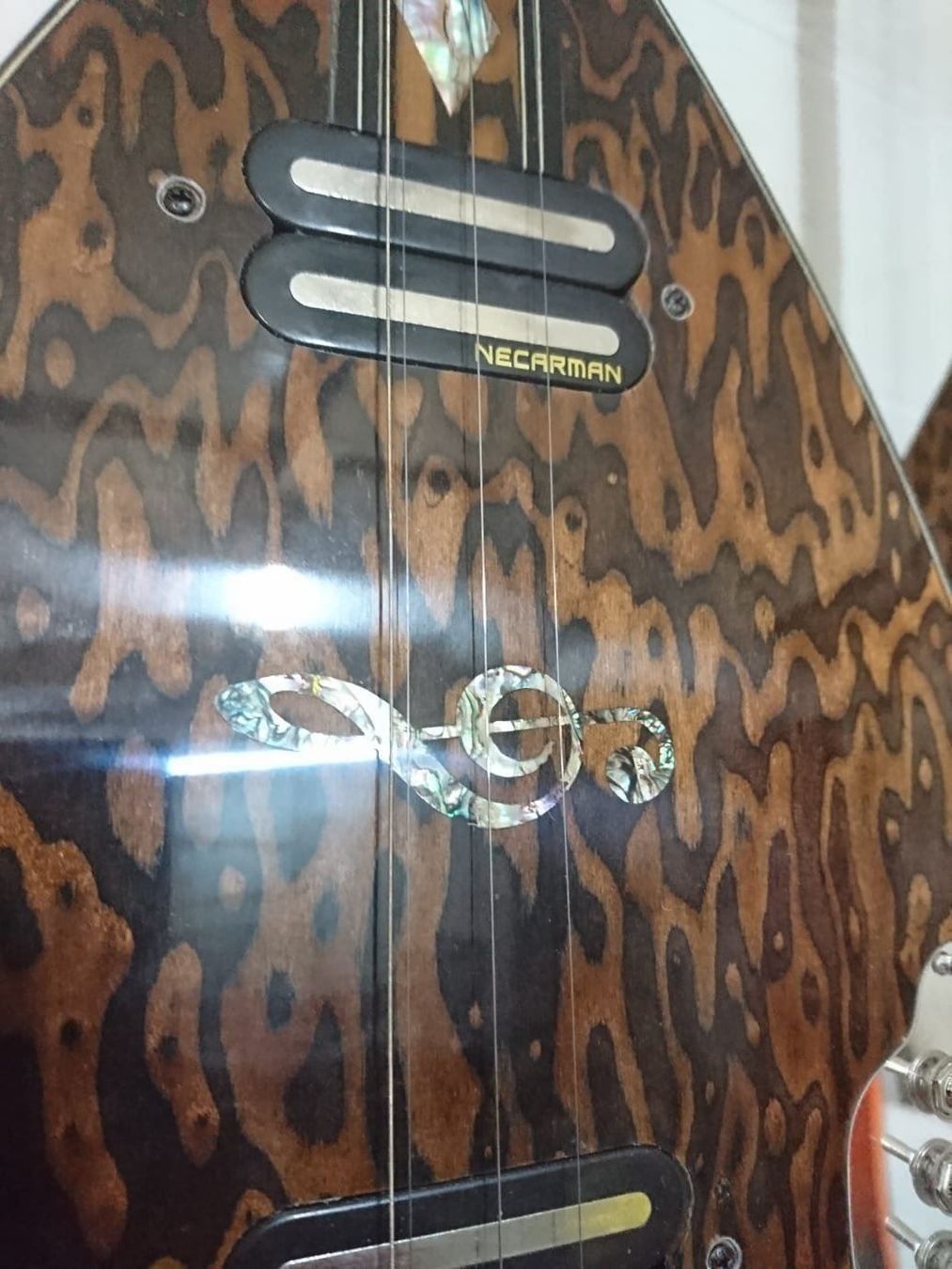 Strumenti musicali: Orginal Profi Necarman Elektro Baglama – Nuovo (secondo la descrizione) da Fahrwangen venduto da FairBleiben 3