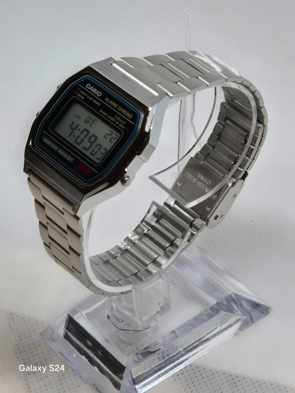 Casio Uhren: Casio A168W Uhr, neu mit Box – Neu und originalverpackt aus Losone von bal_gfp6 2