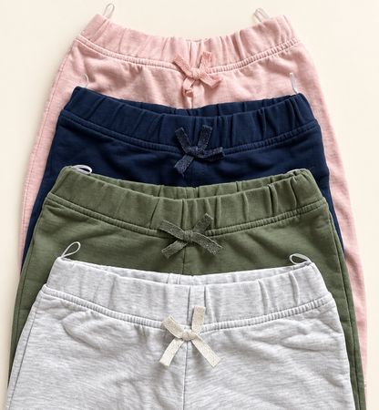 Girls Set: 4× C&A Baumwoll-Jogginghosen Gr. 92 – wie neu