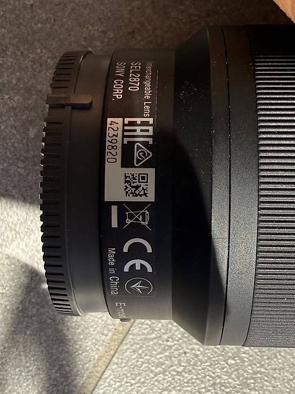Sony Obiettivi: sony fe 28 70mm 3.5 5.6 – Nuovo (secondo la descrizione) da Meyrin venduto da kyam 2