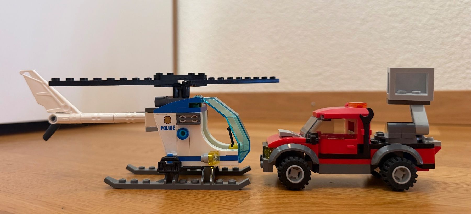 Lego Kit di costruzioni: Lego City 60141 Polizeistation – Usato da Burgdorf venduto da Mmaik 6