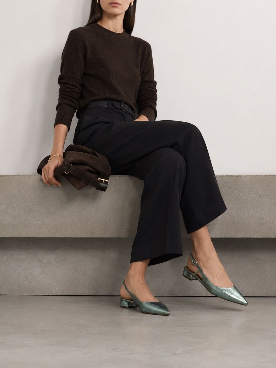 Stuart Weitzman Damenschuhe: Stuart Weitzman Metallic Crackle Leather Slingback Flats – Gebraucht aus Münchenstein von B771