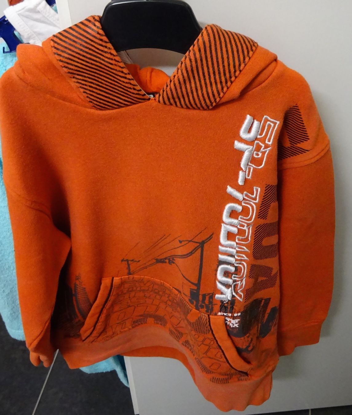 Maglioni & Felpe: Gr. 128 Hoody von Deload – Usato da Wagenhausen venduto da Svema
