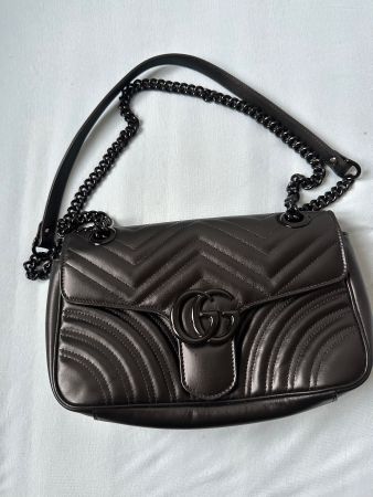 Gucci Tasche Marmont schwarz Leder guter Zustand