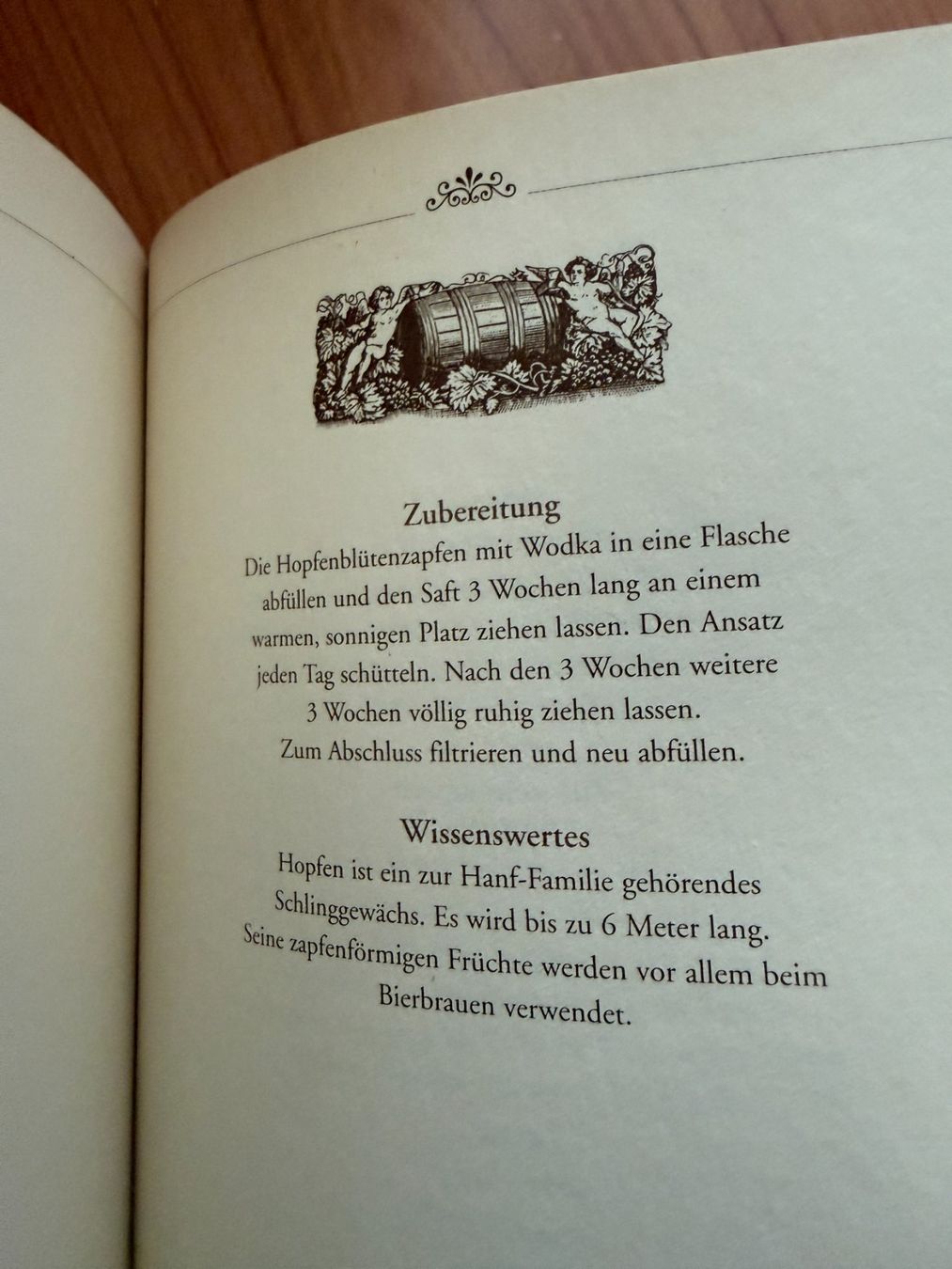 Libri: Feine Schnäpse und Liköre – Nuovo (secondo la descrizione) da Wängi venduto da squirrelwoman 1