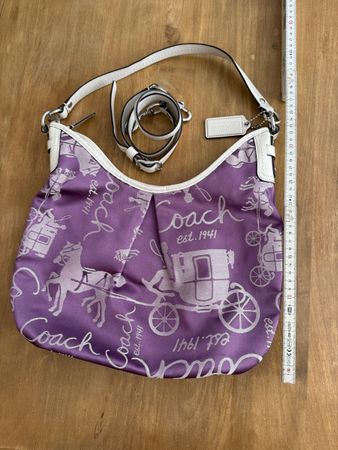 Handtasche Coach lila mit Muster guter Zustand gebraucht