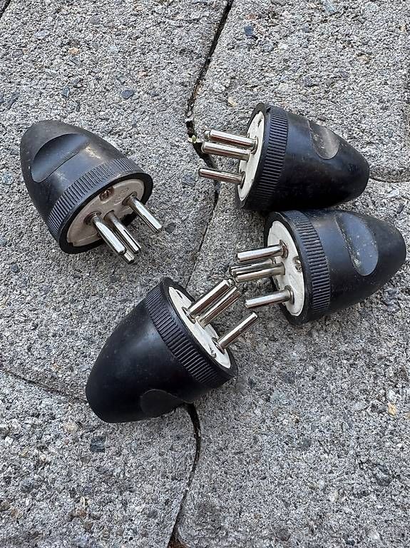 Tracteurs: 4 prese elettriche  – D'occasion à Bellinzona par gab_5tdf