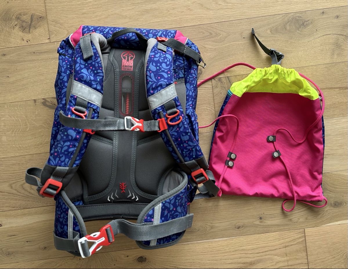 Step by Step Borse & Zaini: Step by Step Schulrucksack mit Turnbeutel - Delfin & Muschel – Usato da Adliswil venduto da jan_qj9d 1