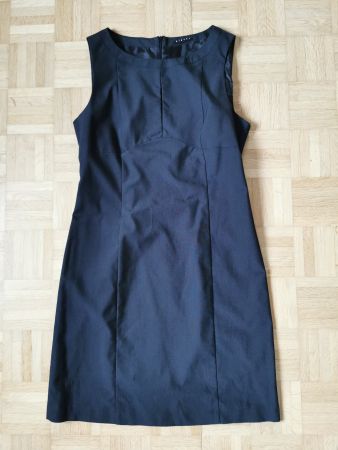 Etuikleid Sisley Gr. L