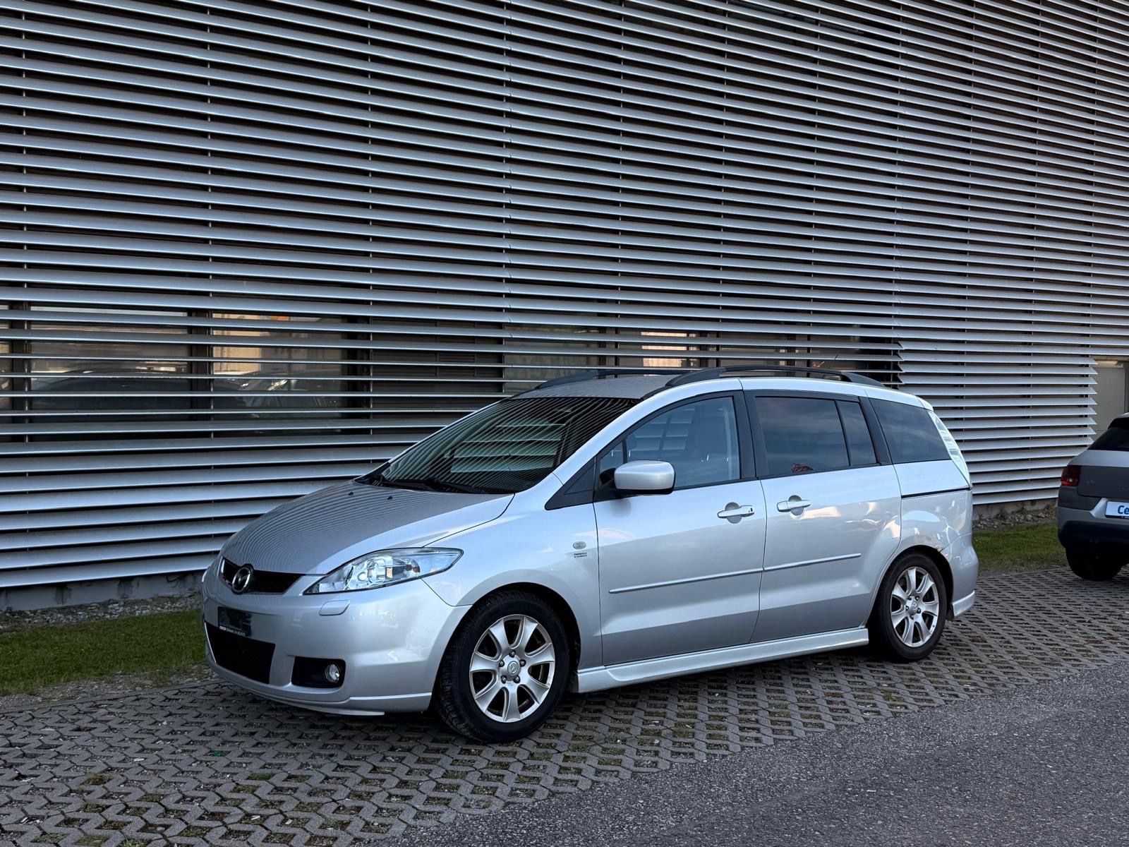 Mazda Autos: Mazda 5 2.0 Benzin – D'occasion à Watt par m_y_8xvj