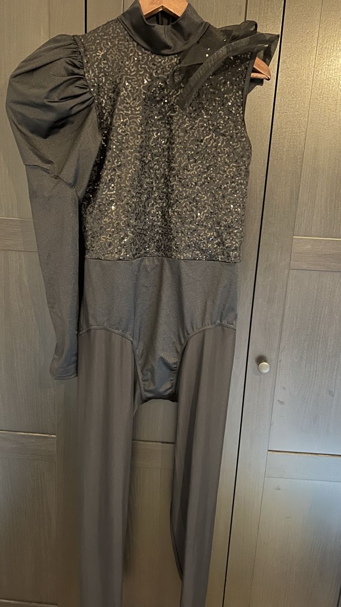 Kostüme: Tanz costume M-L – Neu (gemäss Beschreibung) aus Pratteln von nt.geschenkshop