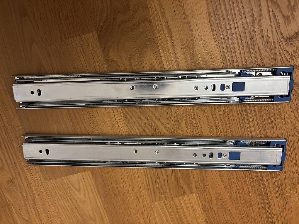 Ferramenta: Vollauszug 35cm – Usato da Thörishaus venduto da Hornis 1