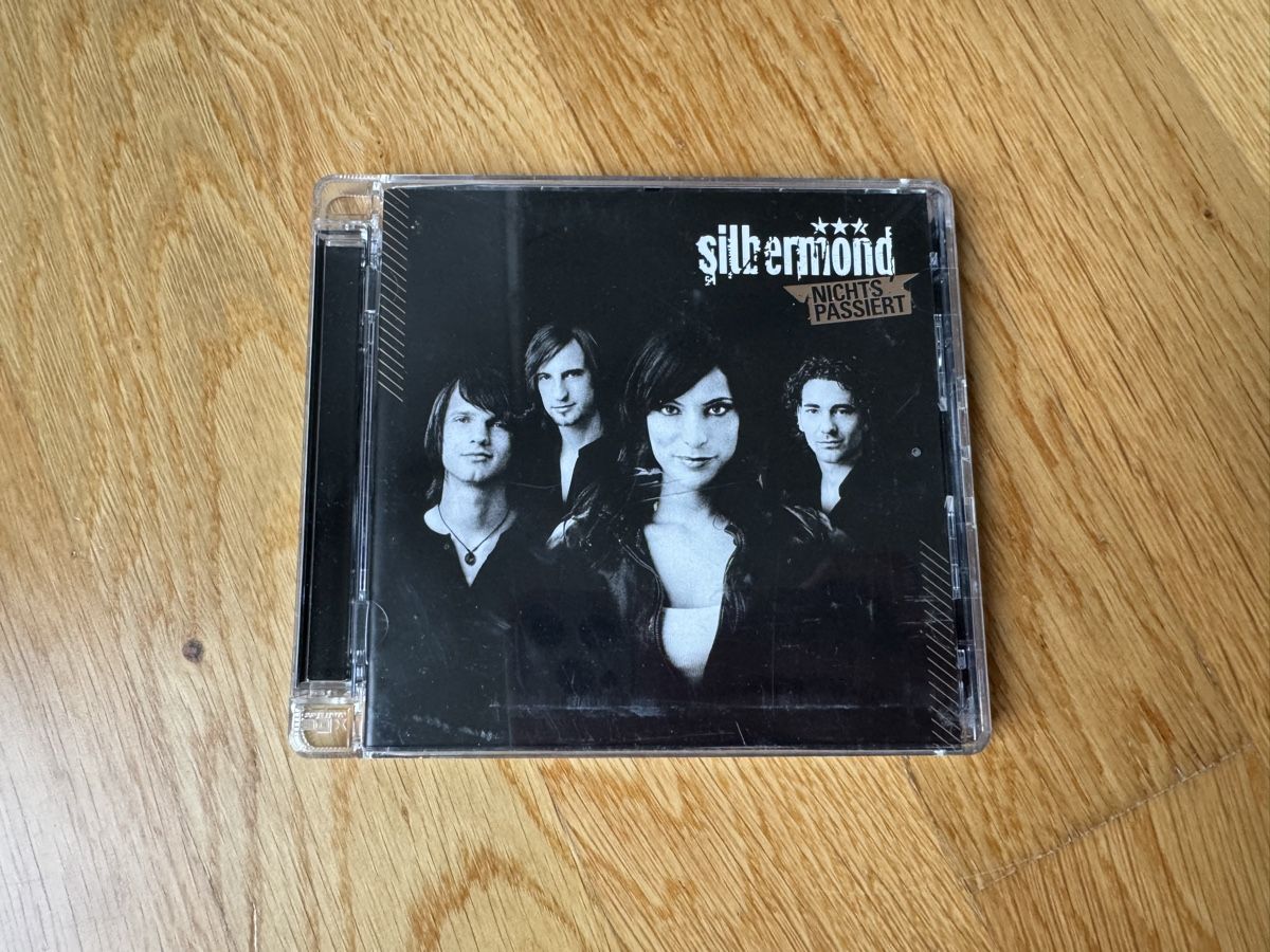 CD: Silbermond Nichts Passiert CD – Usato da Zürich venduto da wtpooh