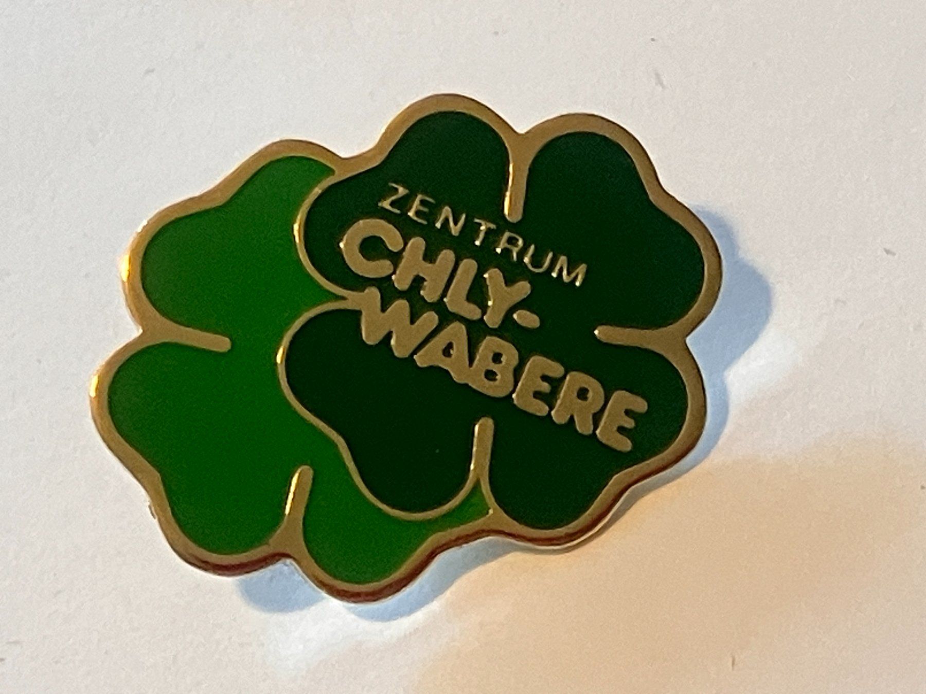 Placchette & Badge: 1 Pin Zentrum Chlywabere – Usato da Basel venduto da djwwpp