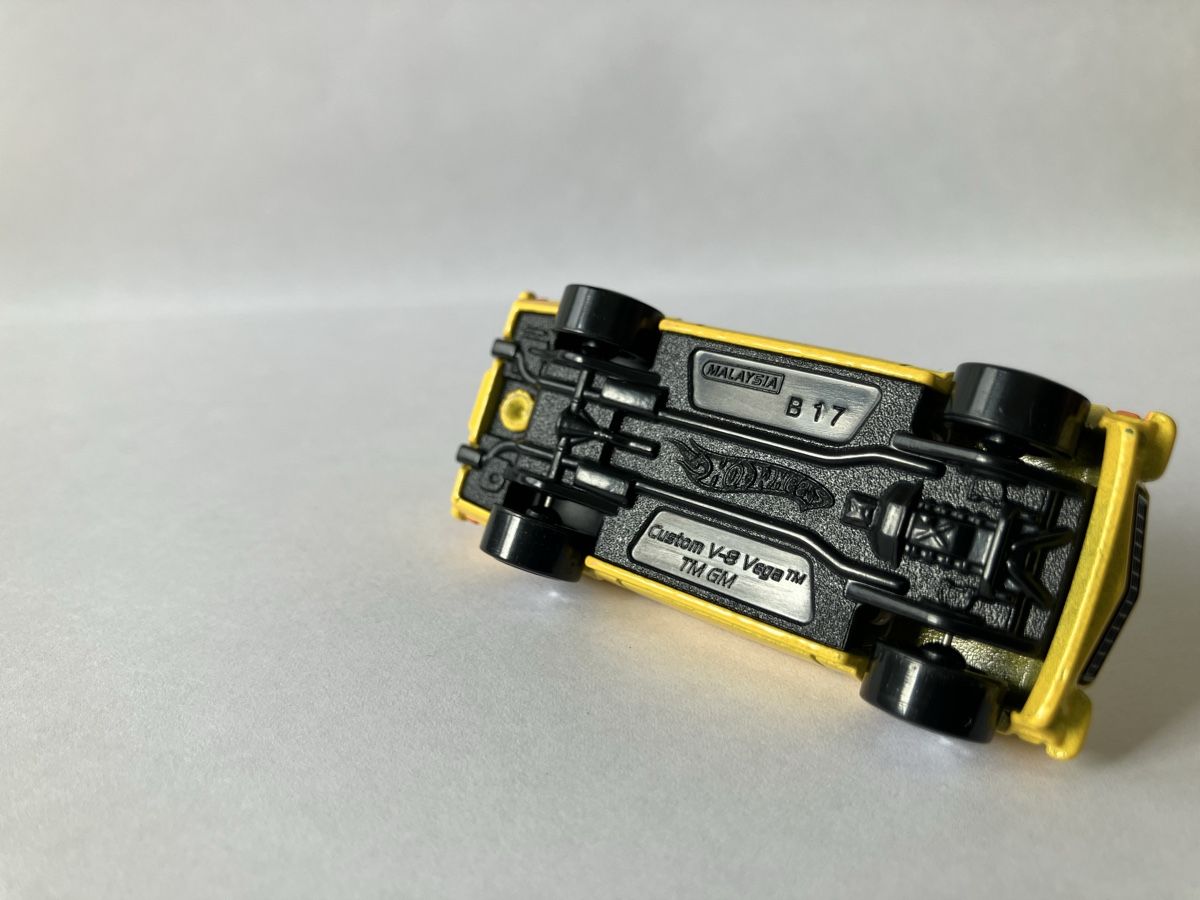 Hot Wheels Modellini d'auto: Hot Wheels Custom V-8 Vega – Nuovo (secondo la descrizione) da Zürich venduto da tiisen07 4