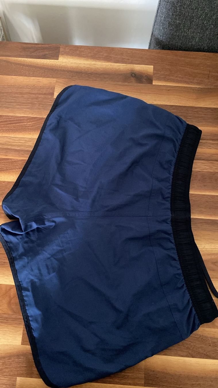 Adidas Hosen: Badeshorts Adidas – Gebraucht aus Zürich von drummergirl98 1