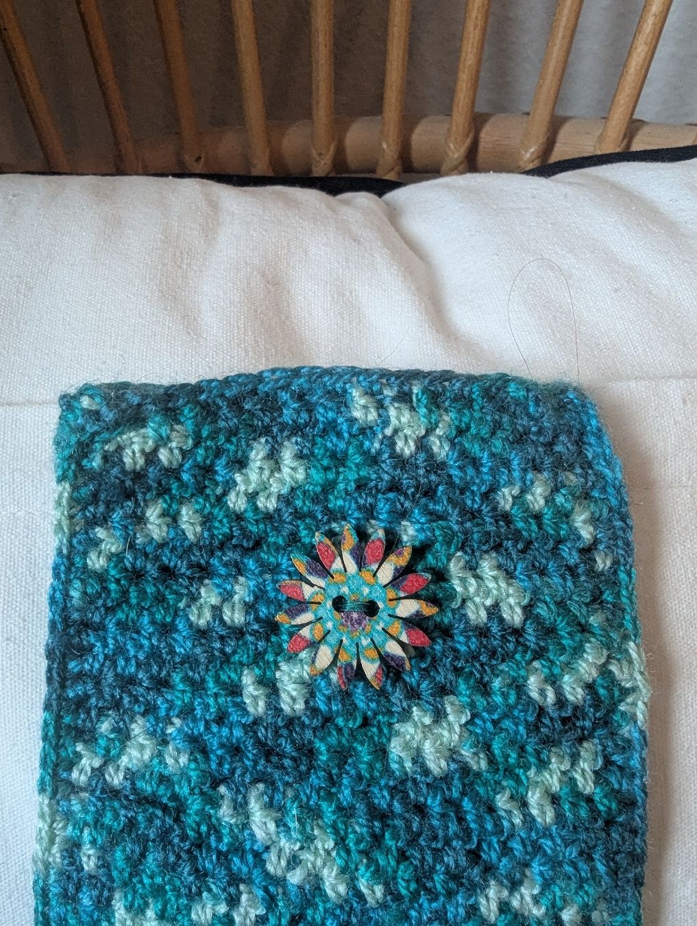 Cover & Protezioni schermo: Hand-crocheted smartphone pouch, blue-green – Nuovo (secondo la descrizione) da Schlieren venduto da maseam 2