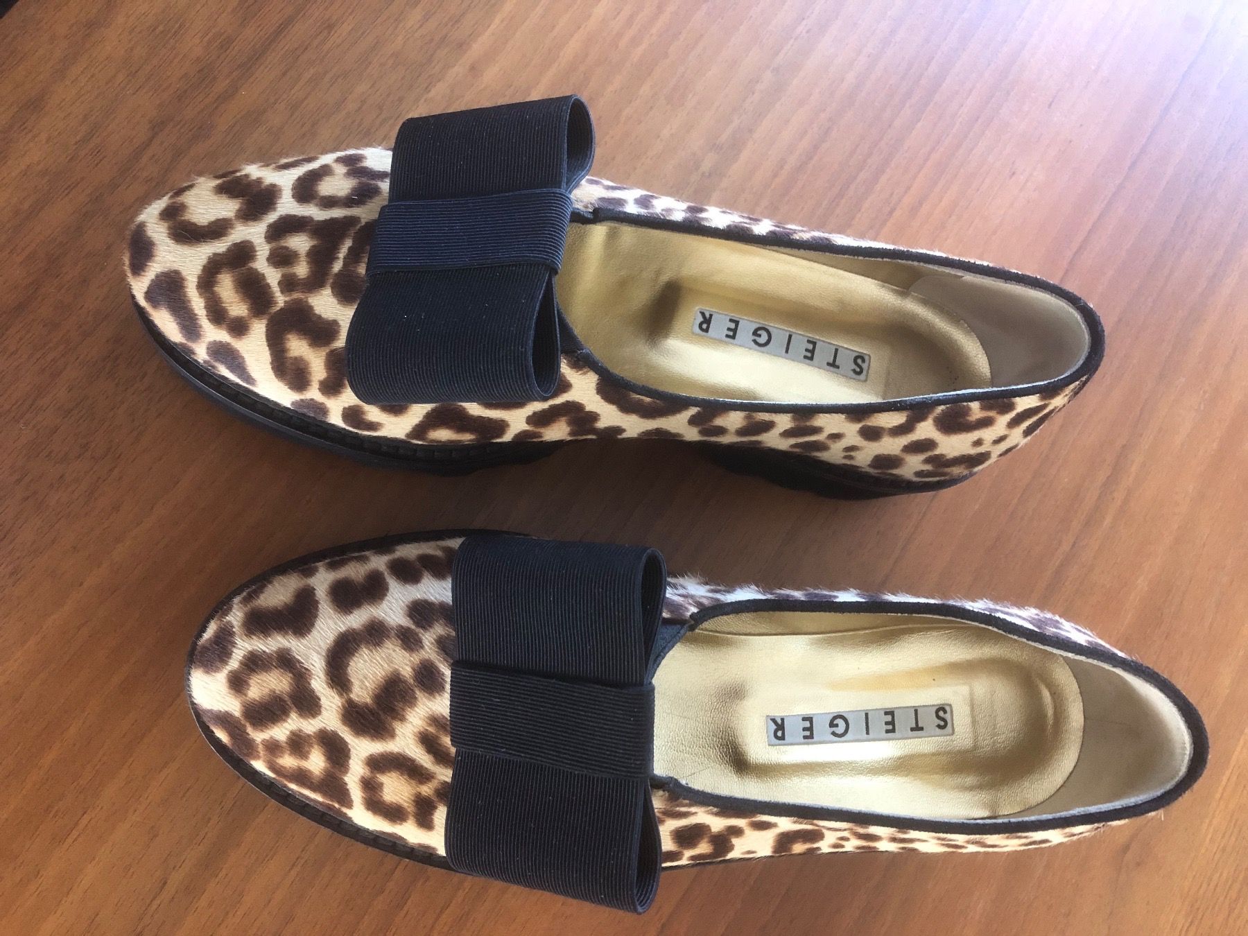 Damenschuhe: STEIGER Damenschuh mit Vibramsohle Leopardenmuster – Neu (gemäss Beschreibung) aus Balzers von LPR18