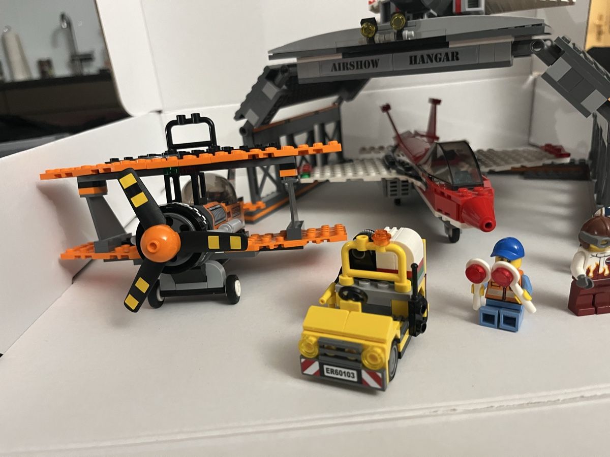 Lego Kit di costruzioni: Lego City Airshow 60103 – Usato da Zürich venduto da Superstar. 4
