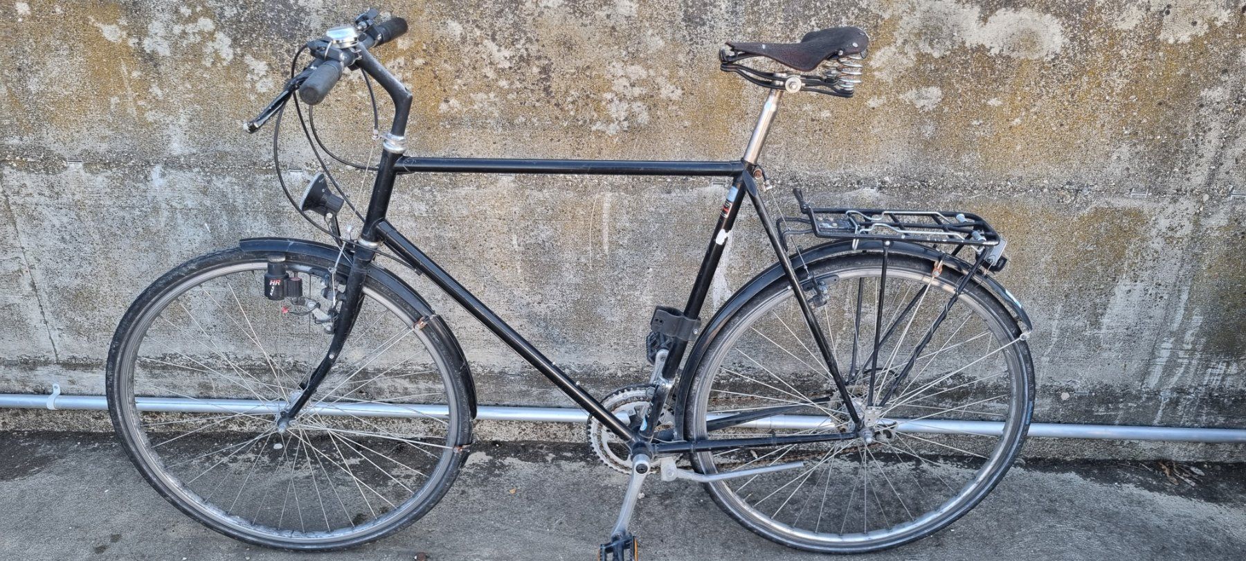 Vélos: Herren Velo 28" mit 62cm Rahmen – Défectueux à Zürich par beaahaus