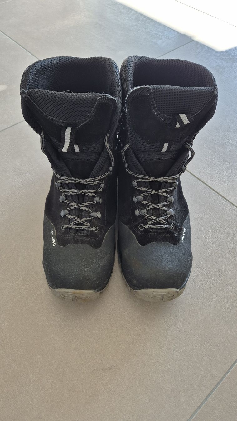 Scarpe da uomo: Chaussures de sécurité montante – Nuovo (secondo la descrizione) da Gland venduto da ozl_y9tq
