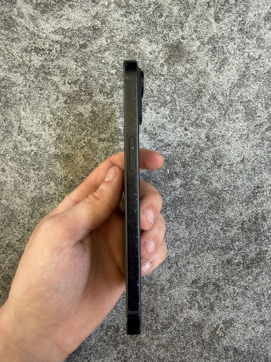 Apple Telefoni cellulari / Smartphones: Iphone 15 mit OVP – Usato da Herzogenbuchsee venduto da Leo777777 3