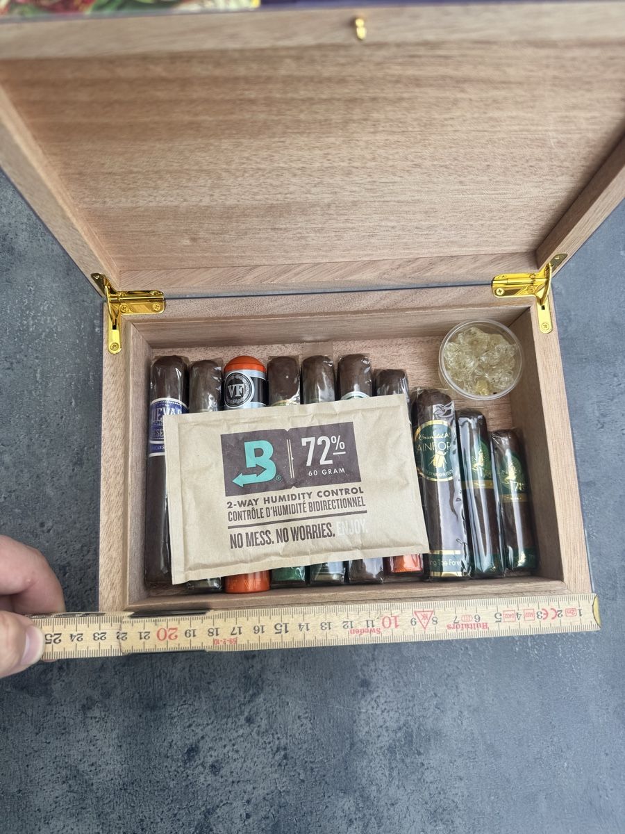 Humidor per sigari: Cigar Box can be used as Humidor – Usato da Seuzach venduto da Wolf936 6