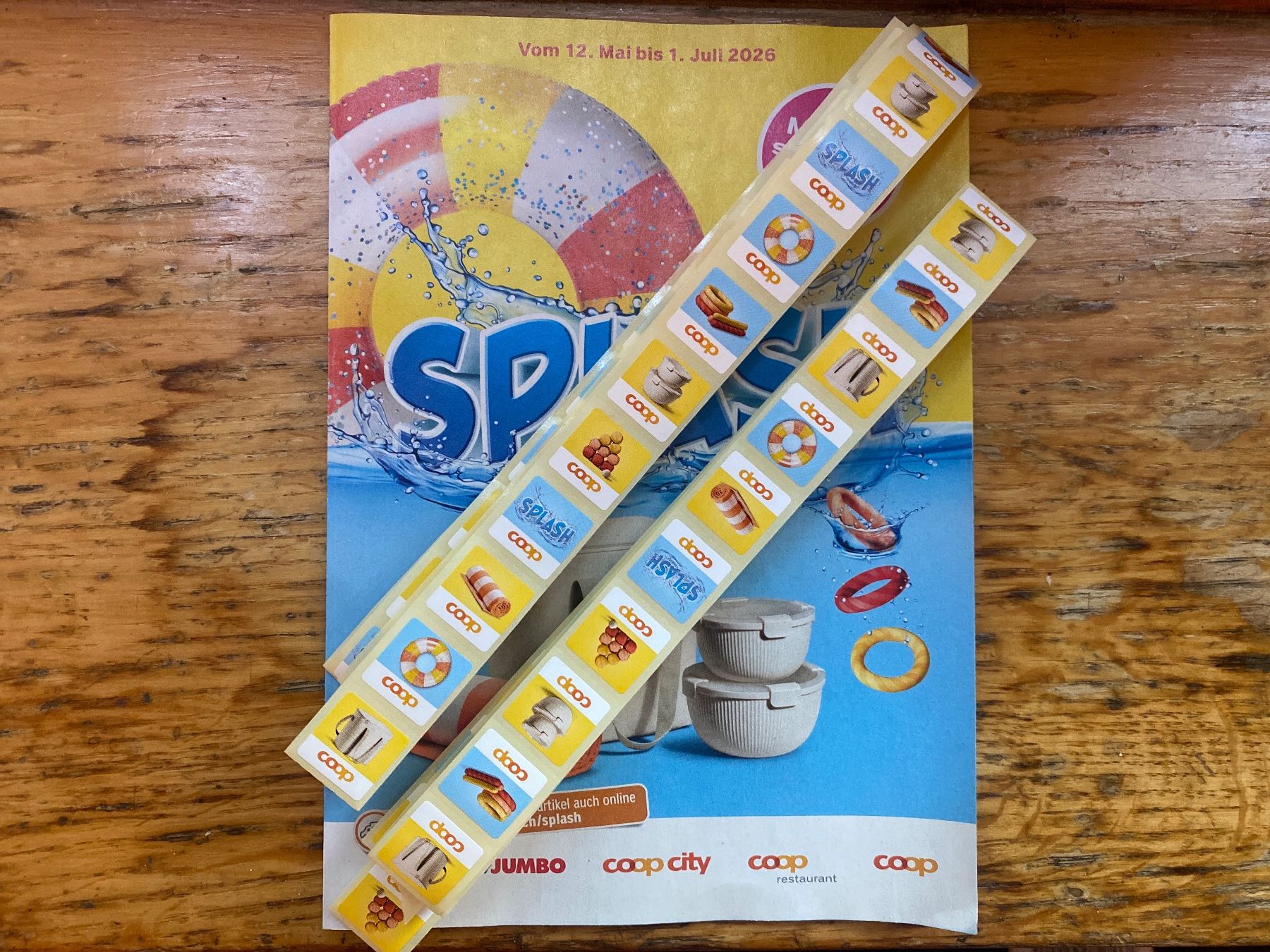 Coop Raccolte di bollini & punti: Coop Splash 200 Märkli plus Heft (nicht eingeklebt) – Nuovo e nell'imballaggio originale da Windisch venduto da Farn00