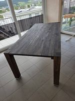 Massiver Holztisch aus Sumpfeiche, neu restauriert