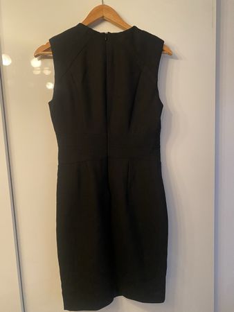 Elegantes, kurzes, schwarzes Kleid - ideal für den Sommer!