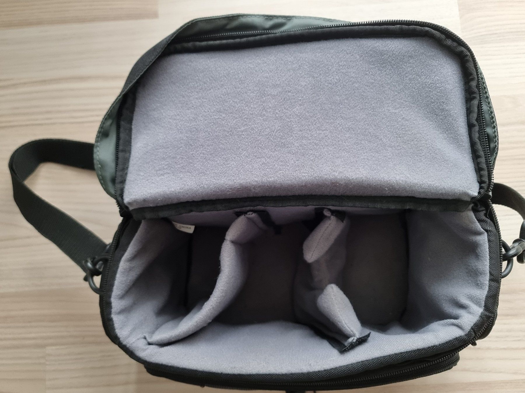 Taschen: Fototasche – Gebraucht aus Oetwil am See von fineli2 3
