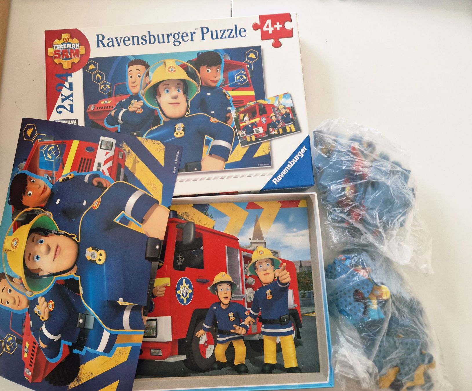 Puzzles: Puzzle Feuerwehrmann Sam 2x24 – D'occasion à Stüsslingen par white_angel86 1