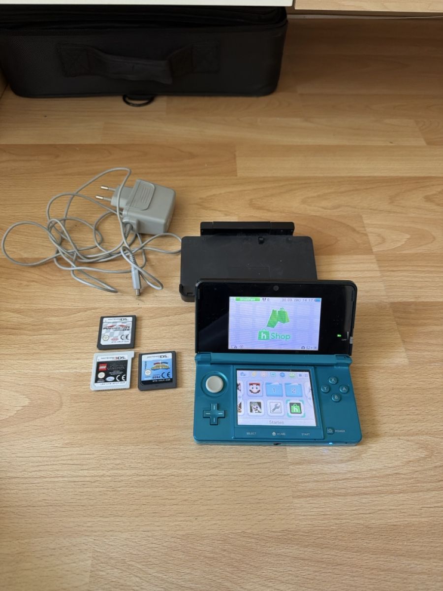 Nintendo Console: Nintendo 3ds Aqua Blue – Usato da Zürich venduto da man_mb8l