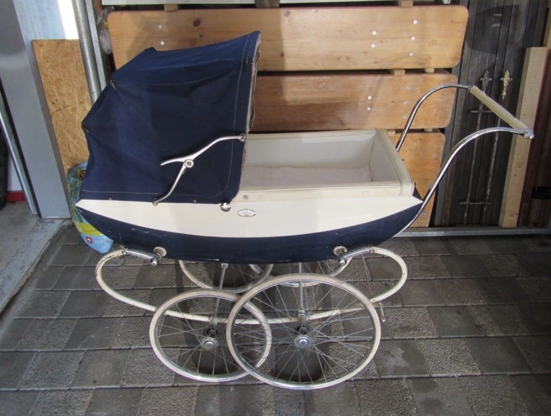 Wisa Gloria Carrozzine: Oldtimer Kinderwagen (Sammlerstück) – Usato da Büsserach venduto da Odin-Thor 1