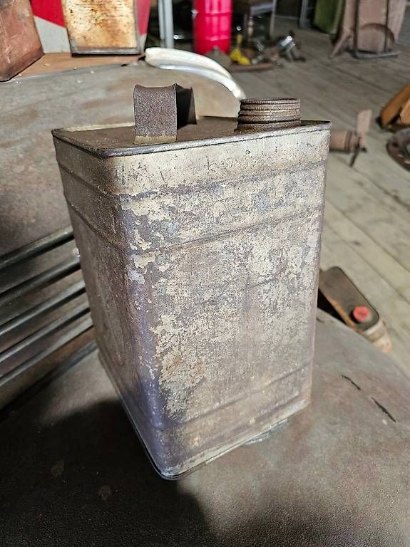 Sonstige antike Technik & Geräte: Öldose TD, bidon huile TD ancienne – Gebraucht aus Rottenschwil von epaveart 1