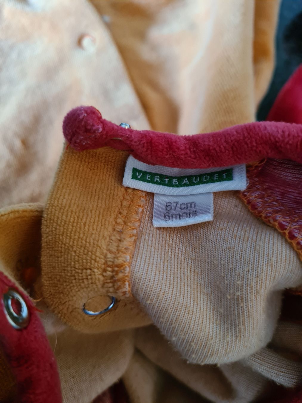 Maglioni & Felpe: Pullover Vertbaudet orange rot Grösse 67 cm 6 Monate – Usato da Kriens venduto da Mirii91 3