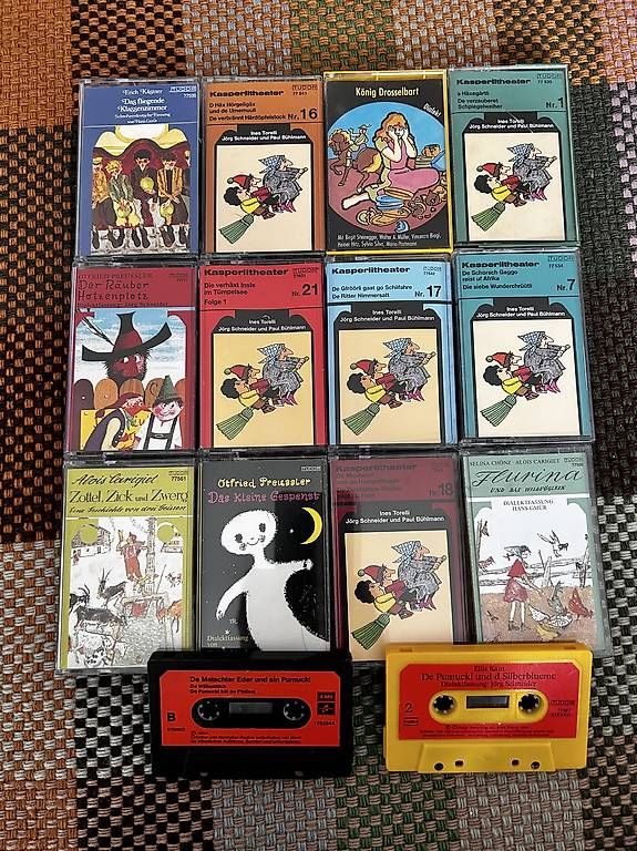 Musicassette: Kassetten mit Hörspielklassikern – Usato da Zürich venduto da Genov22