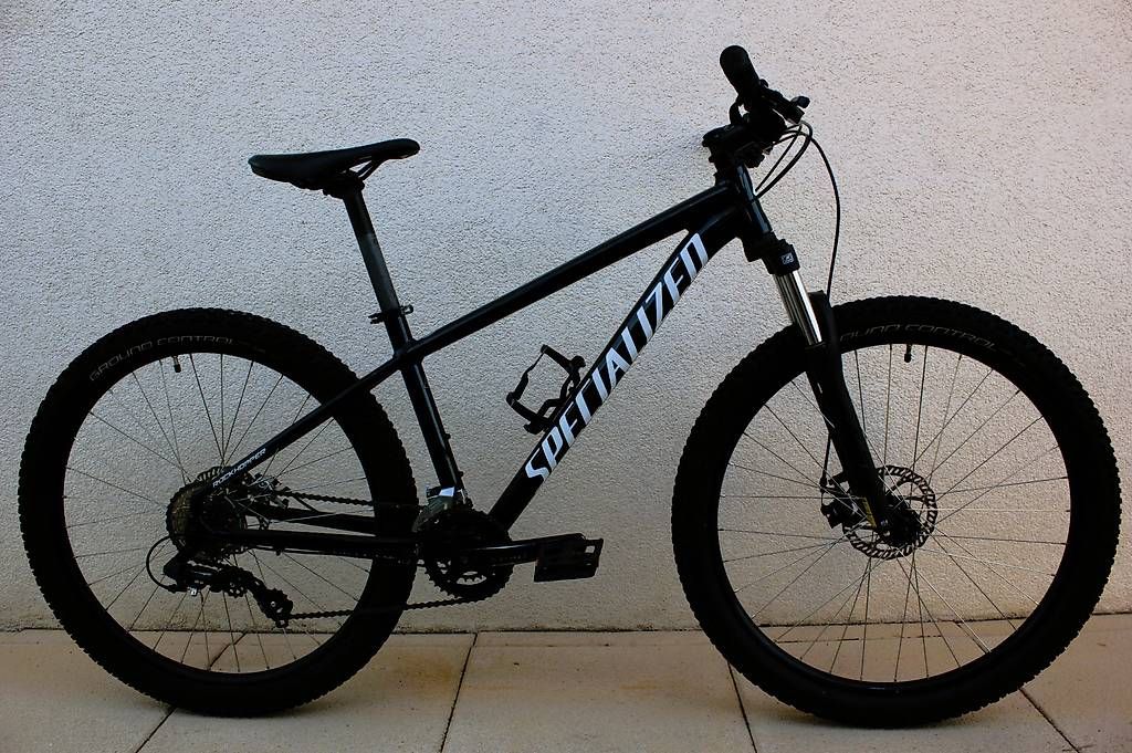 Biciclette: VTT Specialized Rockhopper 2020  Taille M  27,5" – Usato da Trélex venduto da alp_in