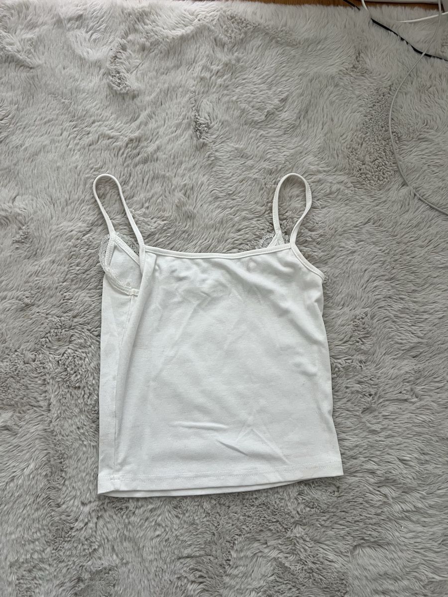 H&M Tops: Top mit Spitze weiss Grösse S – Gebraucht aus Wettingen von Jaaani 1