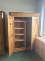 Antiker Holzschrank / Bauernschrank – 2-türig