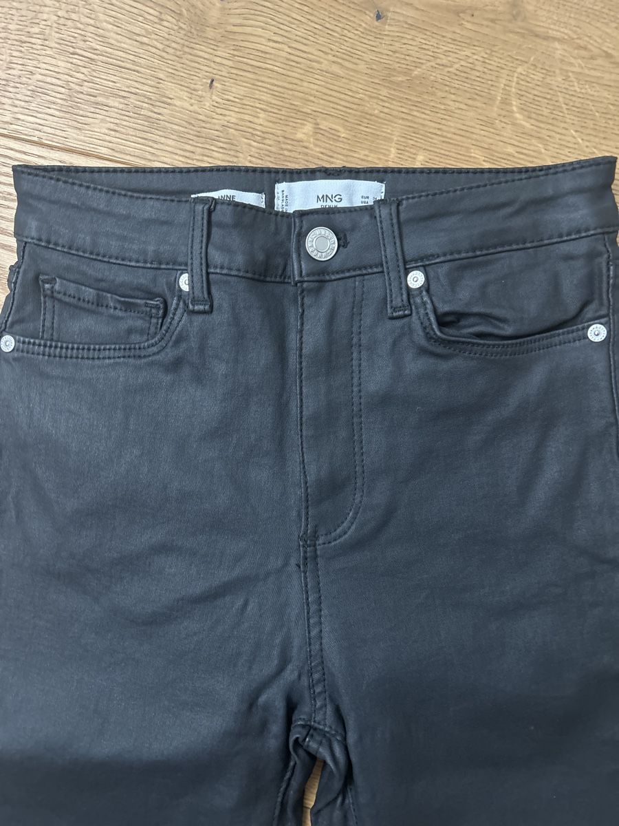 Mango Jeans: Lederoptik Hosen Mango, Gr.34 – Usato da Fraubrunnen venduto da alne777 1