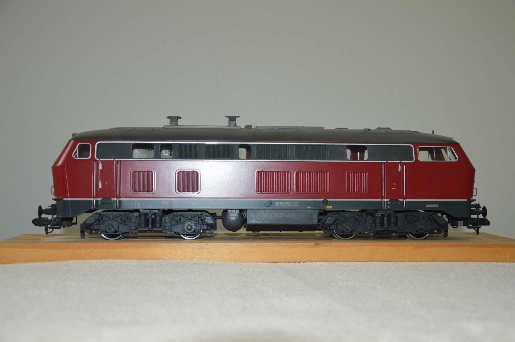 Märklin Modelleisenbahnen: Märklin Spur 1 DB Br. 218 126-1 – Gebraucht aus Zürich von flogax193 1