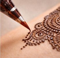 cône d'henné à base de plante tatouage temporaire
