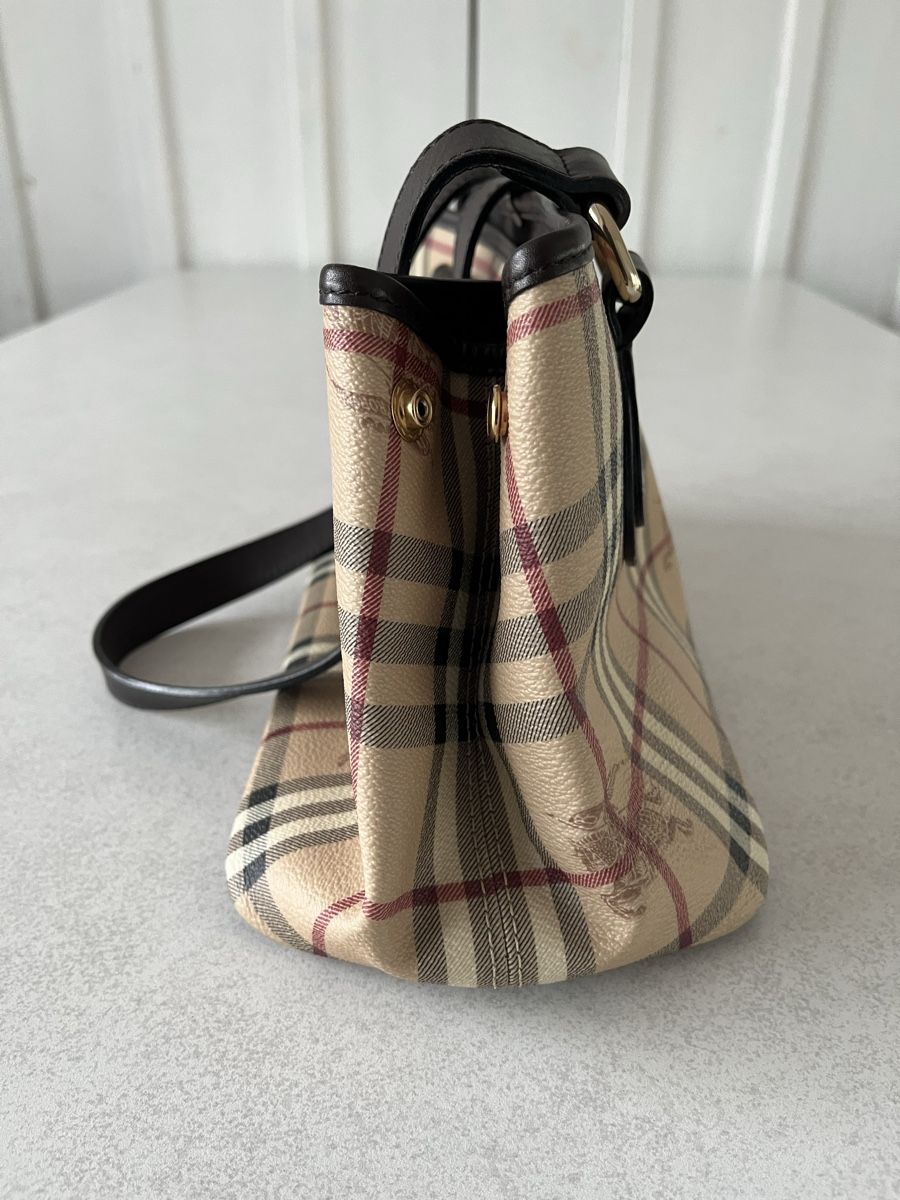 Burberry Taschen für Damen: Original Burberry Handtasche  – Gebraucht aus Wetzikon ZH von diaso 2