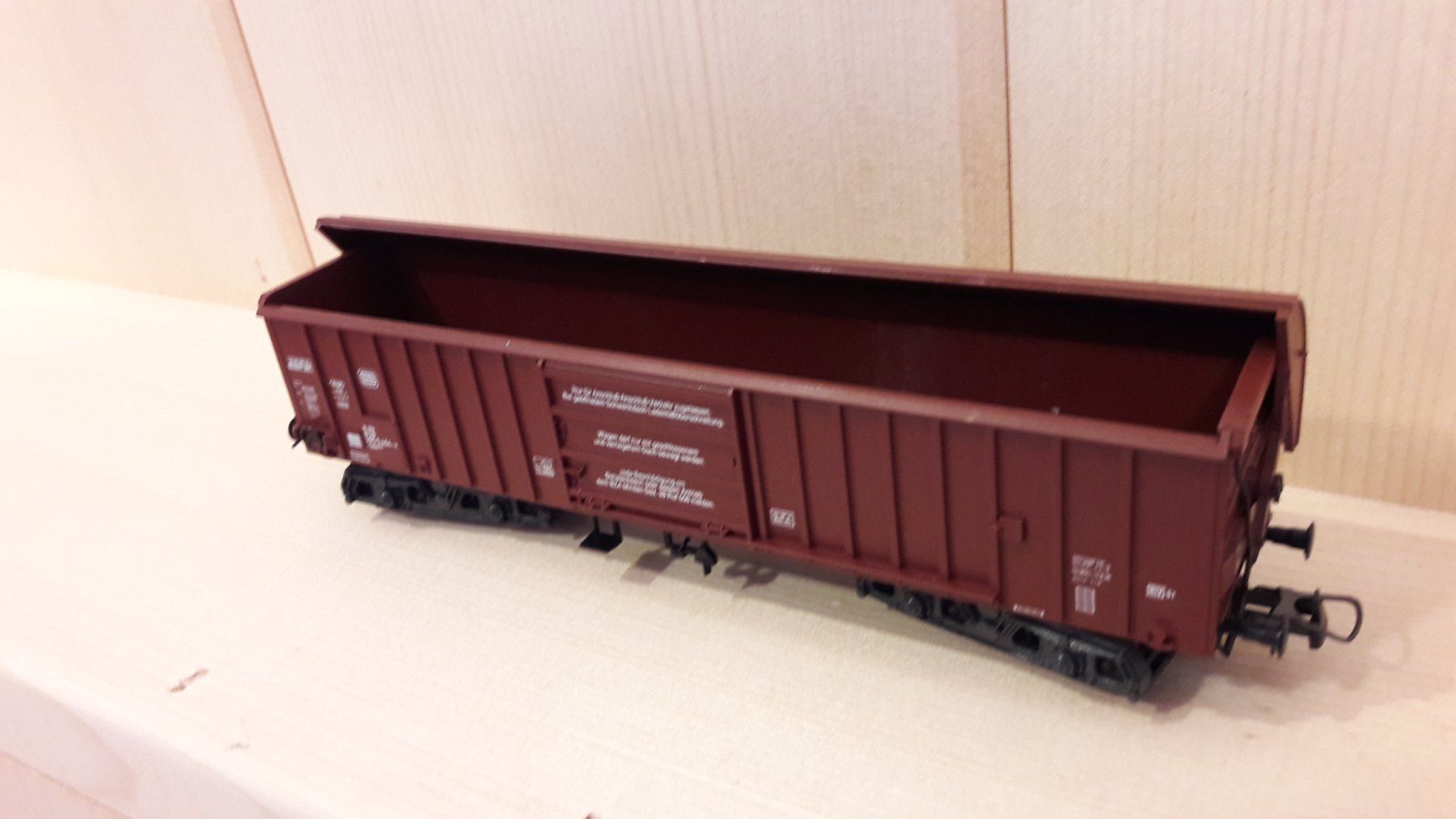 Roco Modellini di ferrovie: Roco HO DC : DB wagon couvert "Taes" – Usato da Buttes venduto da Cafe2005 4