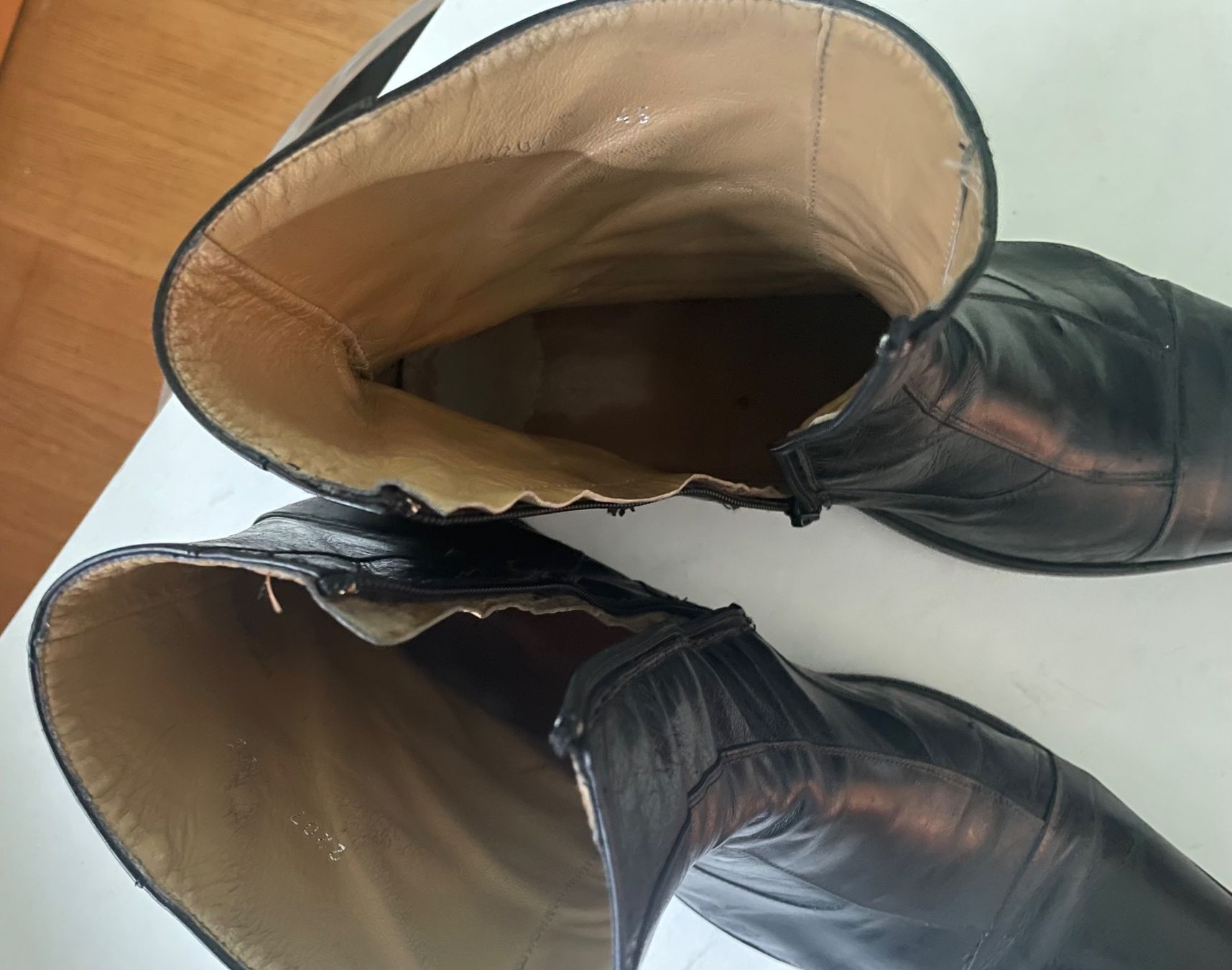 Scarpe da uomo: Lederstiefel schwarz Gr 45 – Usato da Unterengstringen venduto da DeaundHeinz 3