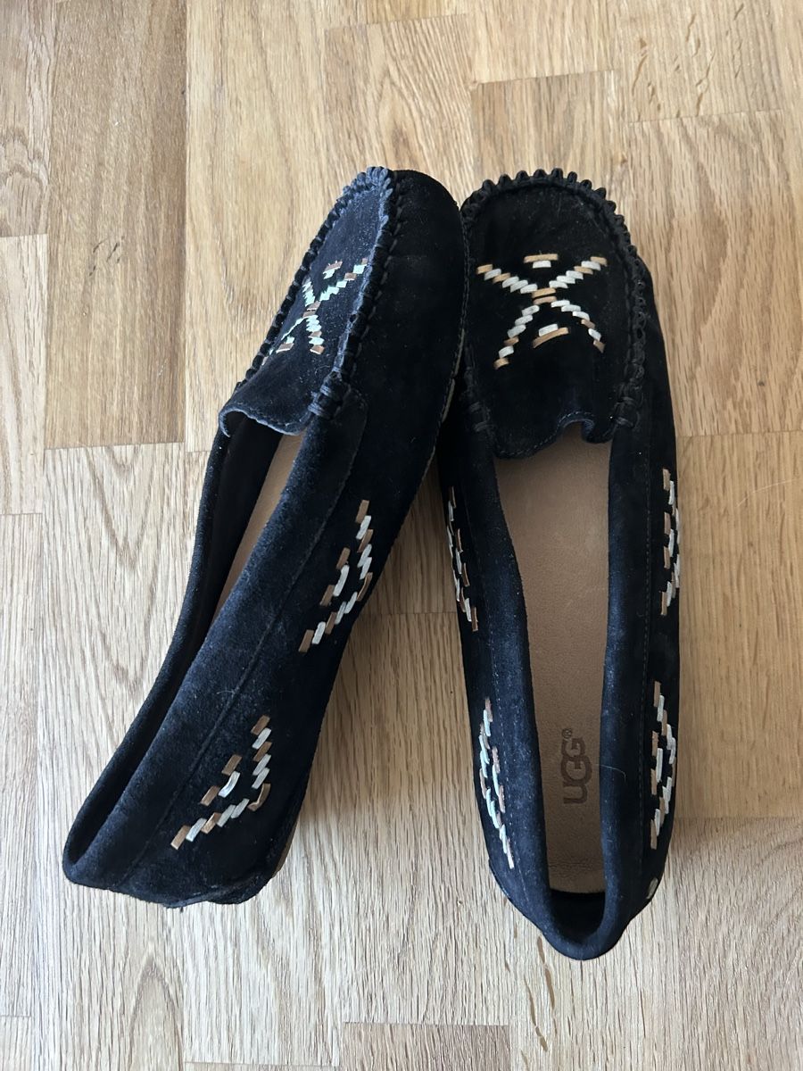 Ugg Scarpe da donna: UGG Mokassins Grösse 38 Neu – Nuovo (secondo la descrizione) da Langnau am Albis venduto da SolarisZH 5