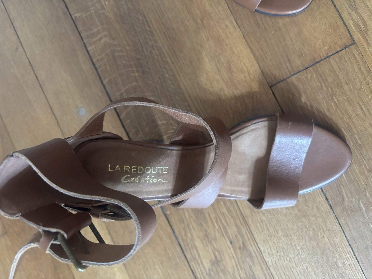 La Redoute Damenschuhe: Leder Sandalette von La Redoute – Neu (gemäss Beschreibung) aus Basel von lkl_5l2h 2
